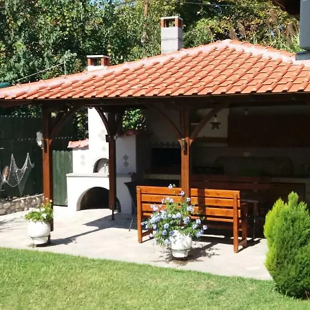 Antonis House