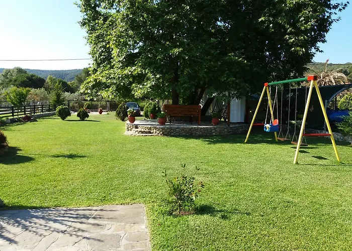 Antonis House