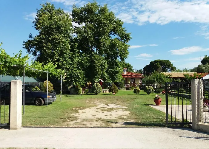 Antonis House فوروفورو