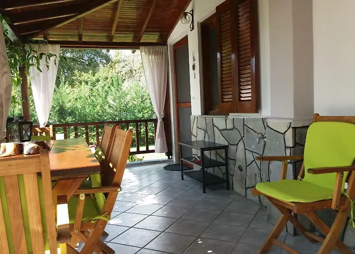 Antonis House * فوروفورو